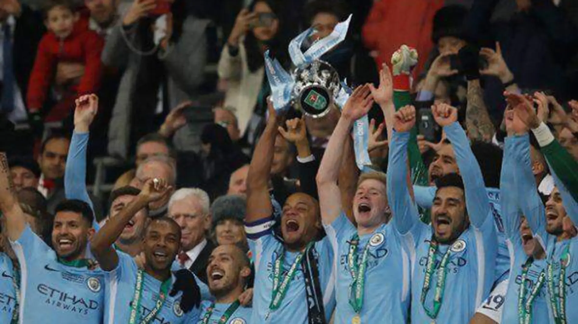 City-Carabao-Cup-600x390 (1)